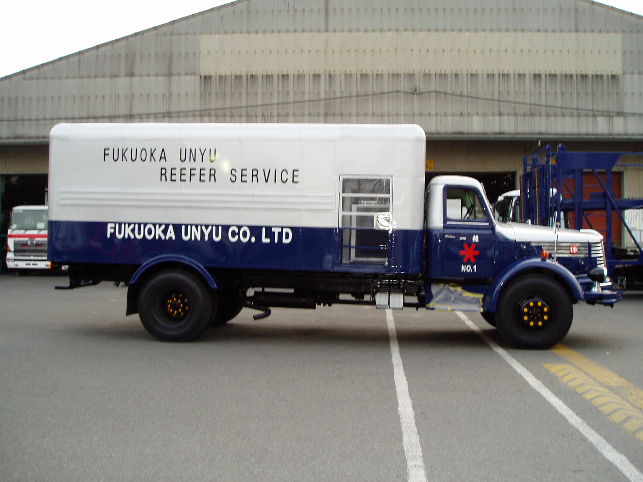 福岡運輸初代トラック-005